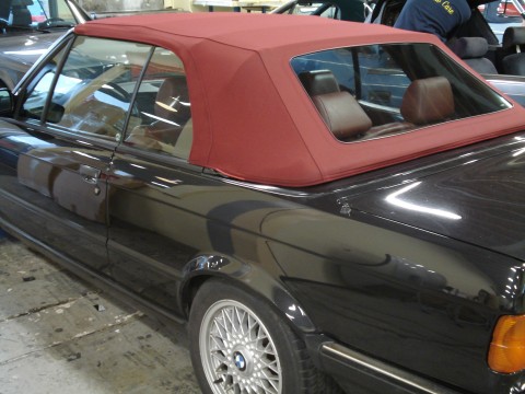 BMW E30, softtop Sonnenland rood 