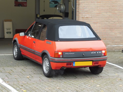 Peugeot 205 cabrio softtop Sonnenland A5 zwart (4)