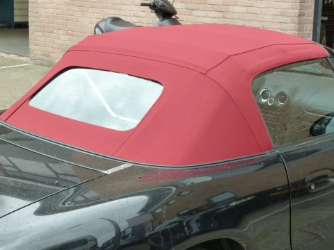 Softtop Mazda MX5 NB stof rood, glazen verw. ruit