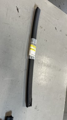 Voorrubber rechts Golf I 1986-1993