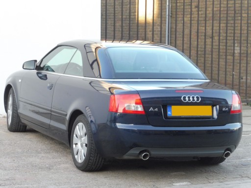 Hardtop Audi A4 zwart metallic / lederen interieur