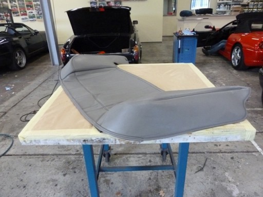 Kaphoes Opel Astra F, zwart, gebruikt
