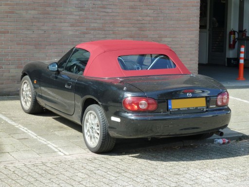 Softtop Mazda MX5 NB stof rood, glazen verw. ruit