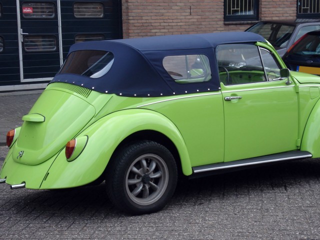 VW Kever, softtop Sonnenland A5 blauw voor SkyRadio