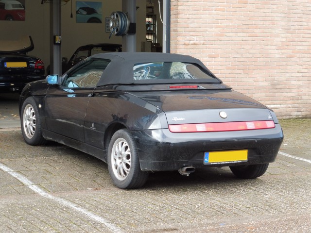 Alfa Romeo 916 softtop Stayfast zwart (1)