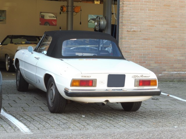 Alfa Romeo Spider softtop Sonnenland A5 zwart (19)