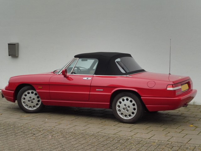 Alfa Romeo Spider softtop Sonnenland A5 zwart (3)