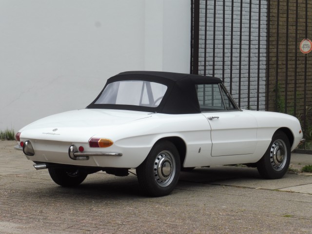 Alfa Romeo Spider softtop Sonnenland A5 zwart (5)