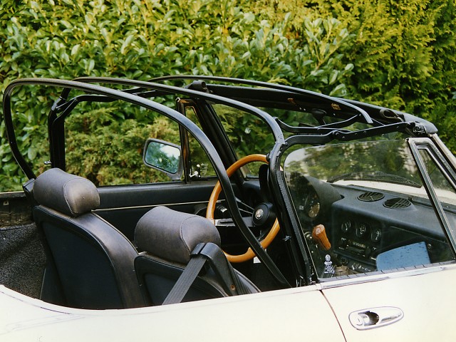 Alfa Romeo Spider, softtop kaal frame na poedercoaten (2)