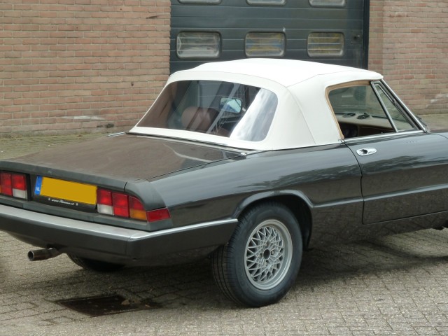 Alfa Romeo Spider, softtop stayfast beige