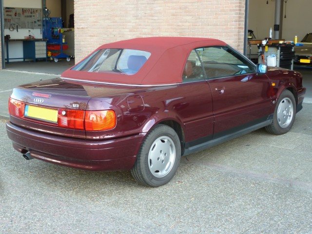 Audi Cabrio, softtop Sonnenland A5 rood (3)