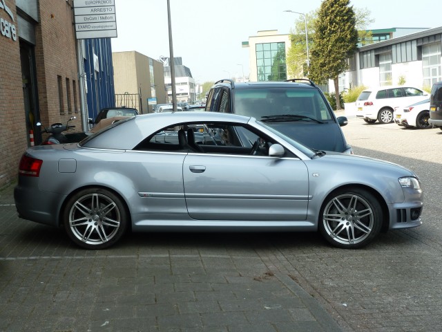 Audi RS4, hardtop Wiesmann