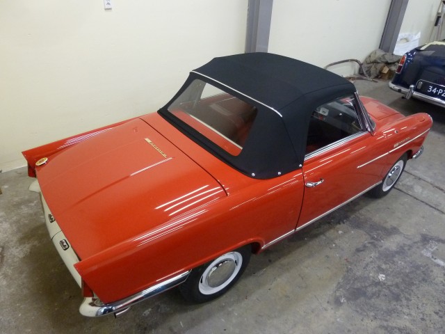 NSU Wankel Spider, cabriokap Sonnenland Classic zwart